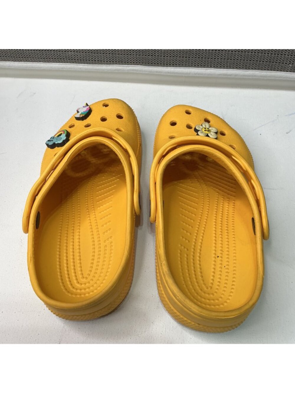 Yellow Crocs Classic Clogs With Fun Jibbitz Charms Womens Size 7 Comfortable - Picture 4 of 7